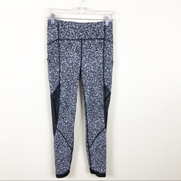 Lululemon Sole Training 7/8 Tight Daisy Alpine - Picture 2 of 8